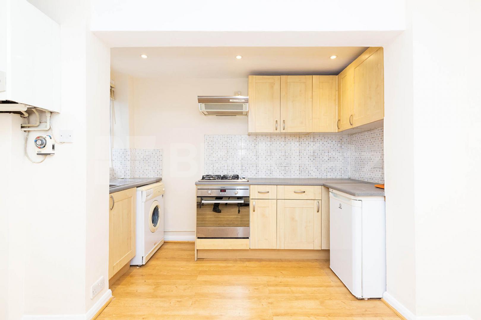A recently redecorated and cosy one bedroom flat  in De Beauvoir Town Buckingham Road, Dalston